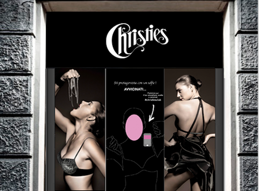 Selfie Mania da Christies, la vetrina diventa interattiva